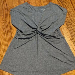 Ingrid & Isabel Maternity gray twist front shirt